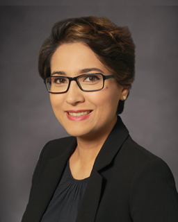 headshot of a Aida Ebrahimi